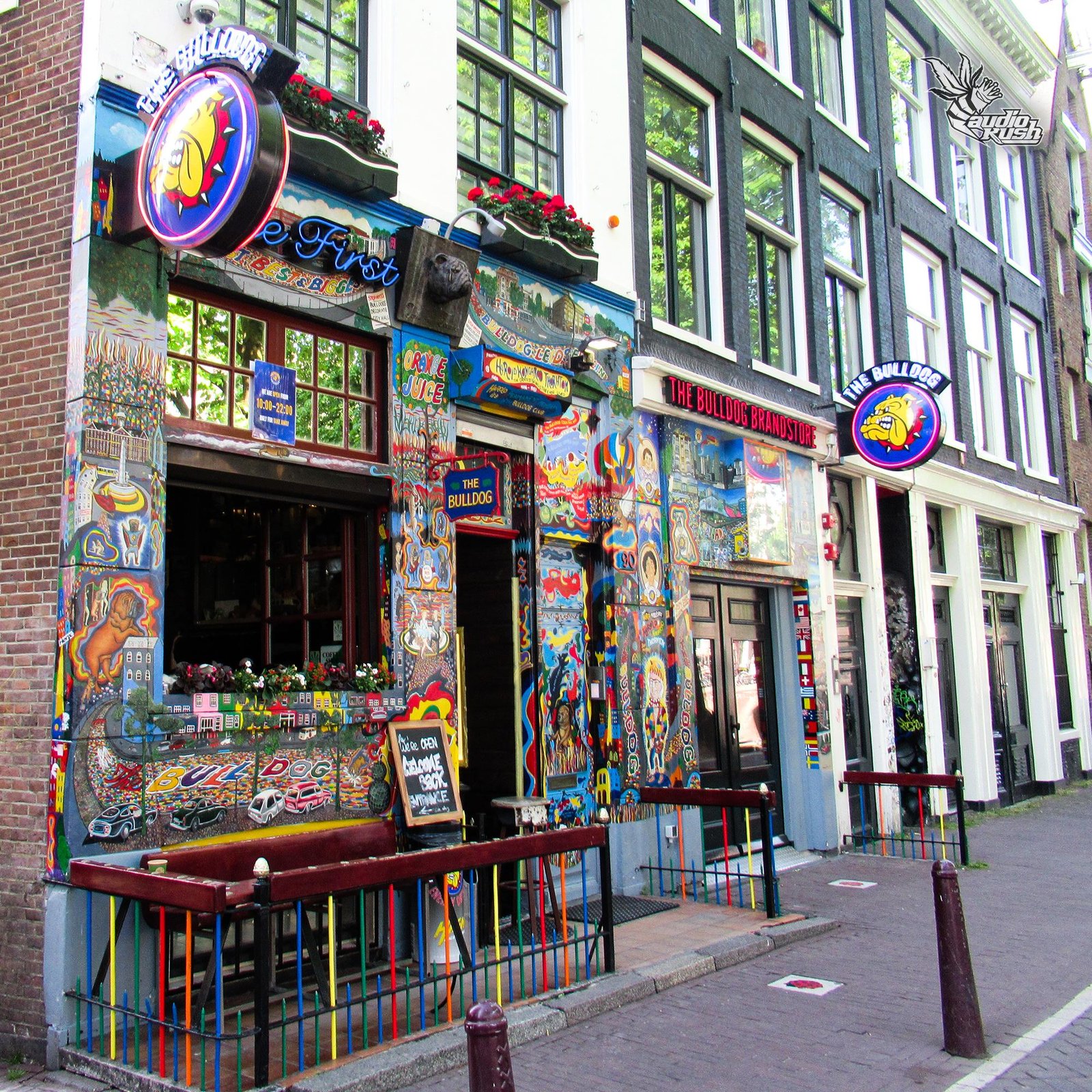 Coffeeshop The Bulldog The First, Amsterdam