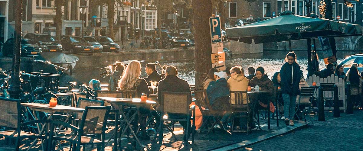 Dutch Mayors Urge Government To Reopen Terraces April 2021